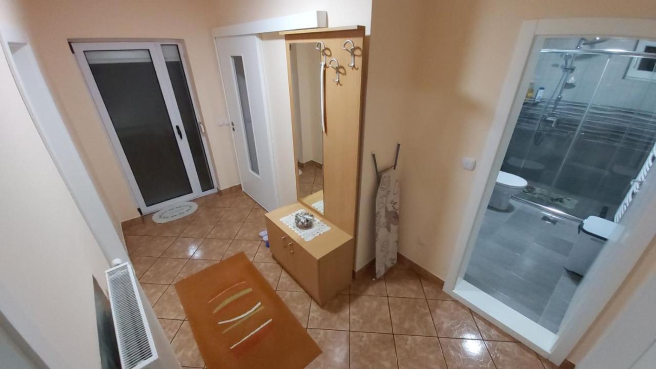 Exclusive Lejlighed Paraćin Eksteriør billede